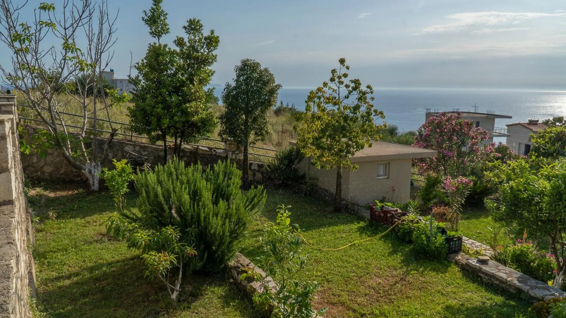 Sunset Serenity Himare 0*,  Albania