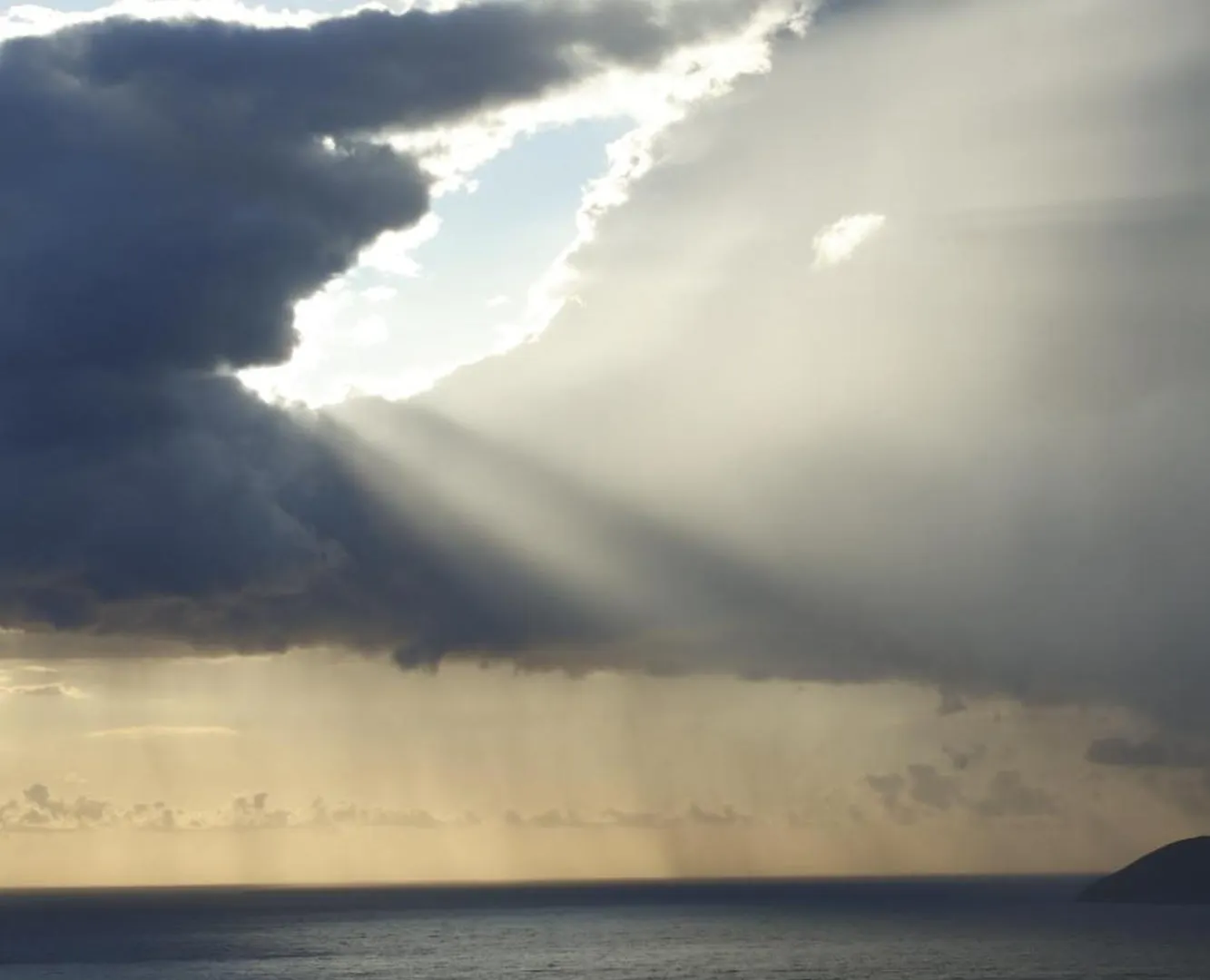 Sunset Serenity Himare Guest house