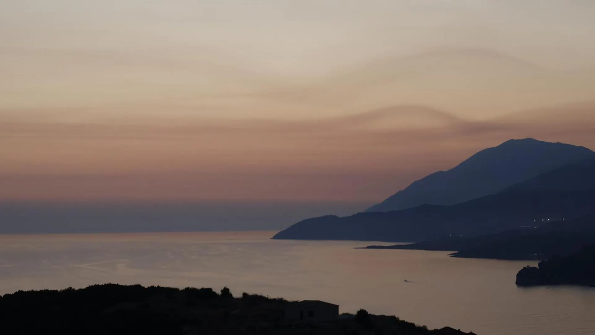 Guest house Sunset Serenity Himare Albania